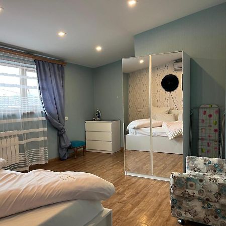 Bright Guesthouse In The Center Of Yerevan! Exterior foto