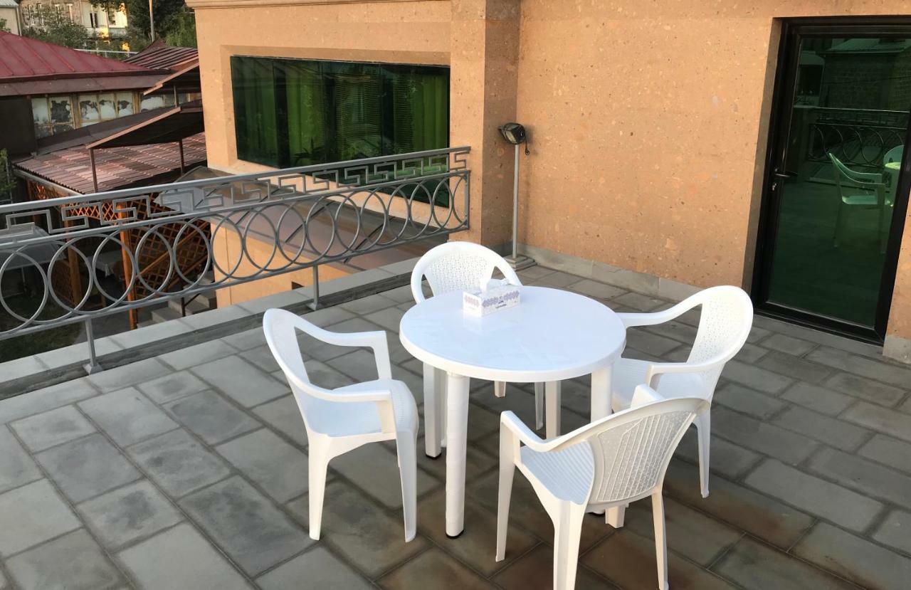 Bright Guesthouse In The Center Of Yerevan! Exterior foto